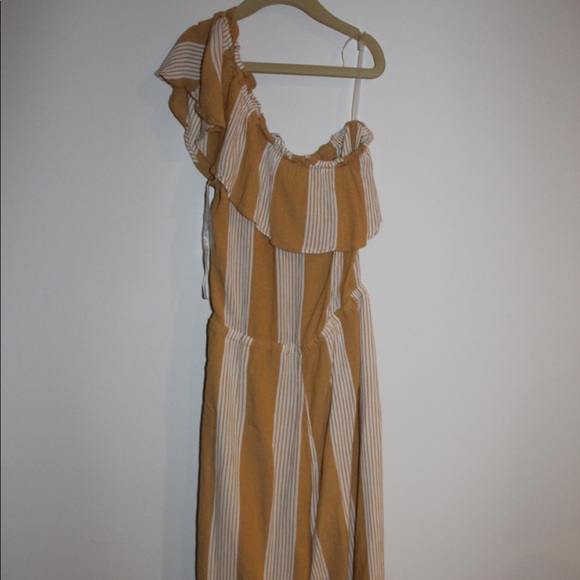 Jumper - Picture 2 of 2